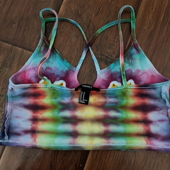 Hand tie dyed sunflower crop top size Medium - Picture 2 of 2